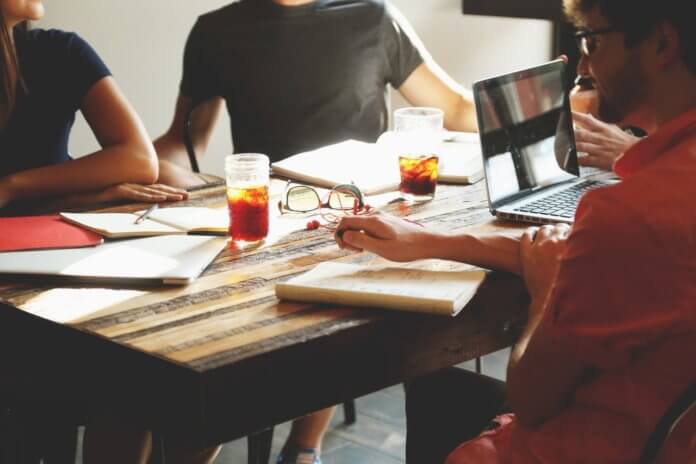 how to make small talk