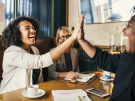how to be optimistic person