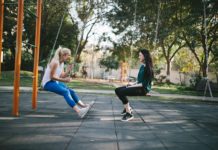 Here Is How To Start Conversation With Stranger In a Natural Way how to start conversation with stranger