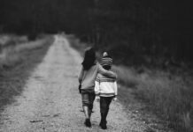 How To Empathize With Others: Here Are 16 Actionable Tips how to empathize with others