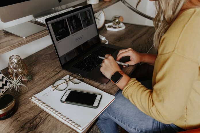 how to stay productive while working remotely