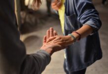 How To Help Others In Your Community: 15 Meaningful Ways how to help others in your community