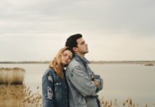 How To Be More Thoughtful In a Relationship: 12 Quick Tips how to be more thoughtful in a relationship